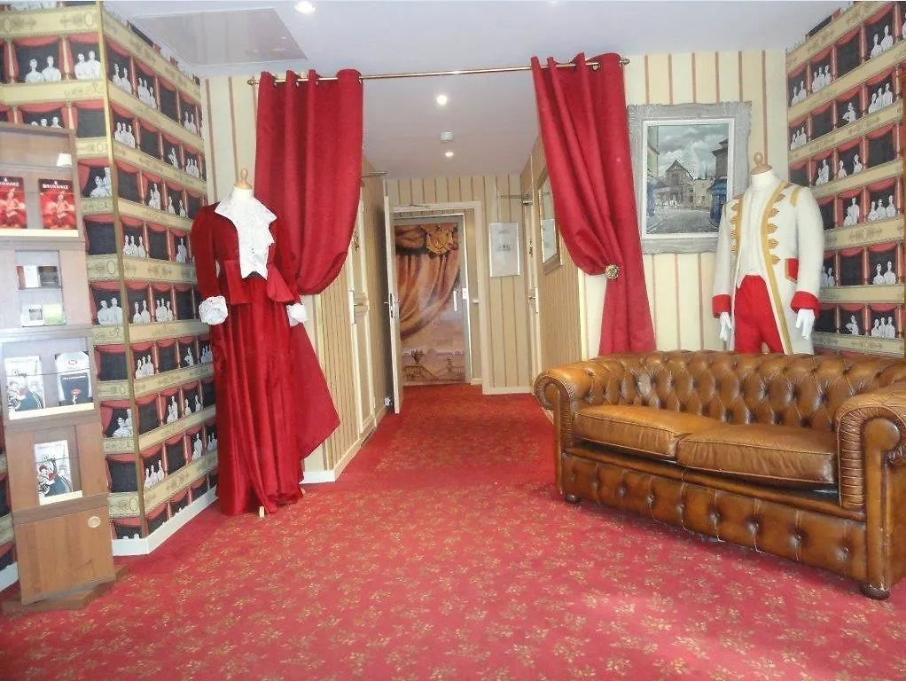 Du Theatre By Patrick Hayat 3* פריז