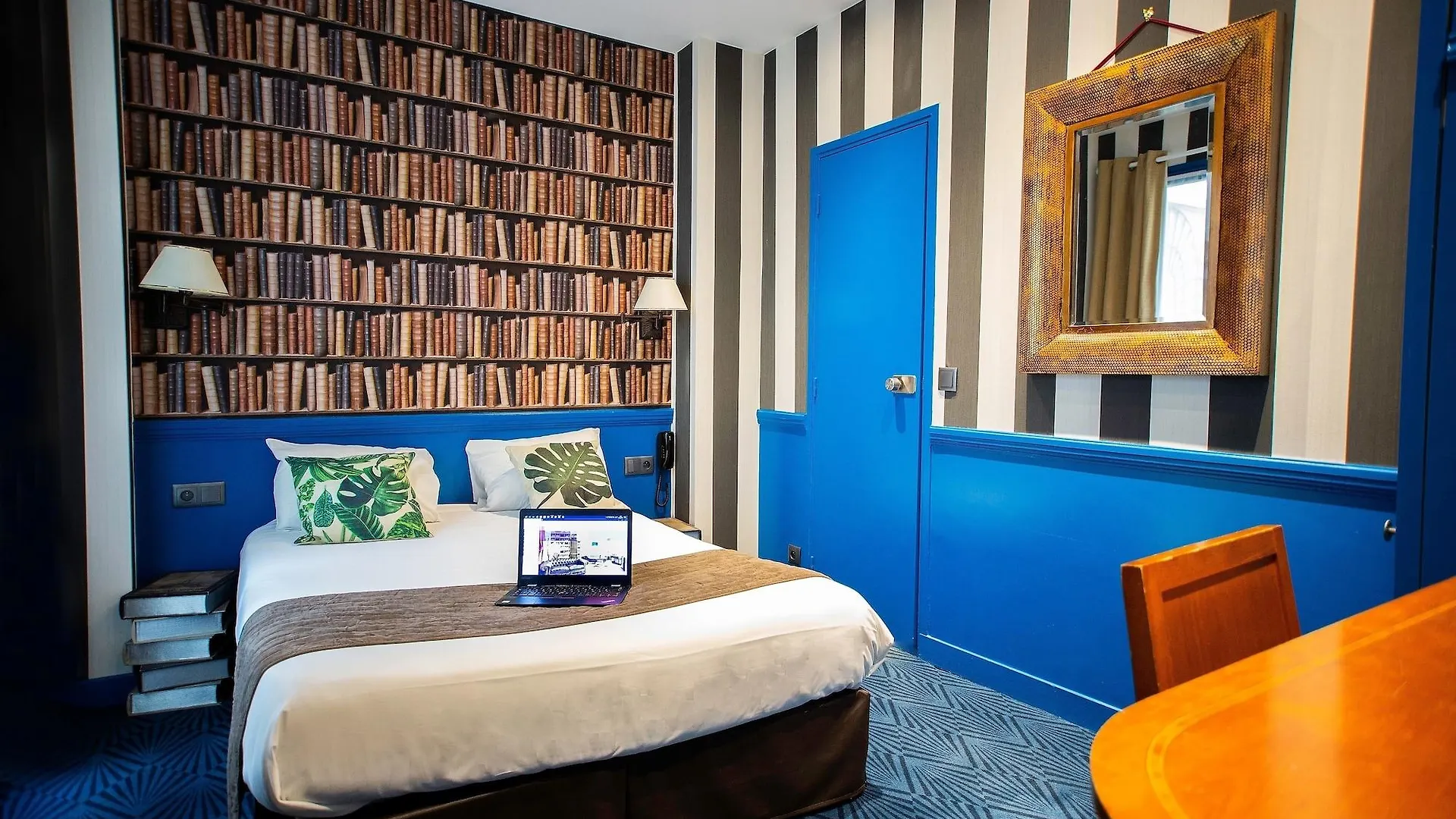 Hotel Du Theatre By Patrick Hayat 3*